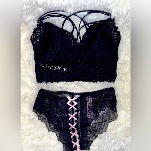Victoria’s Secret VS Pink Lace Set Bralette Panty Size XS
